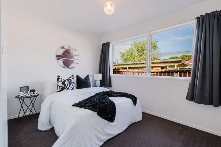 16 Pickering Crescent Chedworth_7