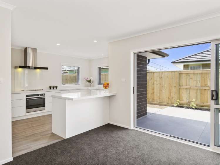 15 Kahuparere Crescent Pyes Pa_2