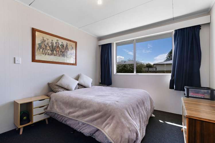 5 Argyle Street Glenorchy_12