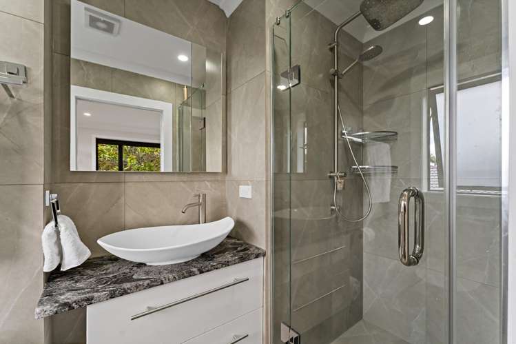 2 Tollana Road Te Atatu Peninsula_22