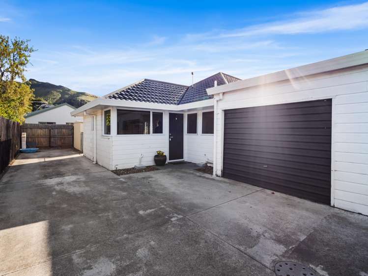 2/61 Laing Crescent Heathcote Valley_18