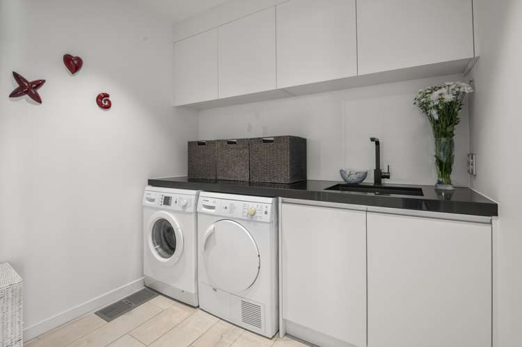 39 Tiri Road Oneroa_19