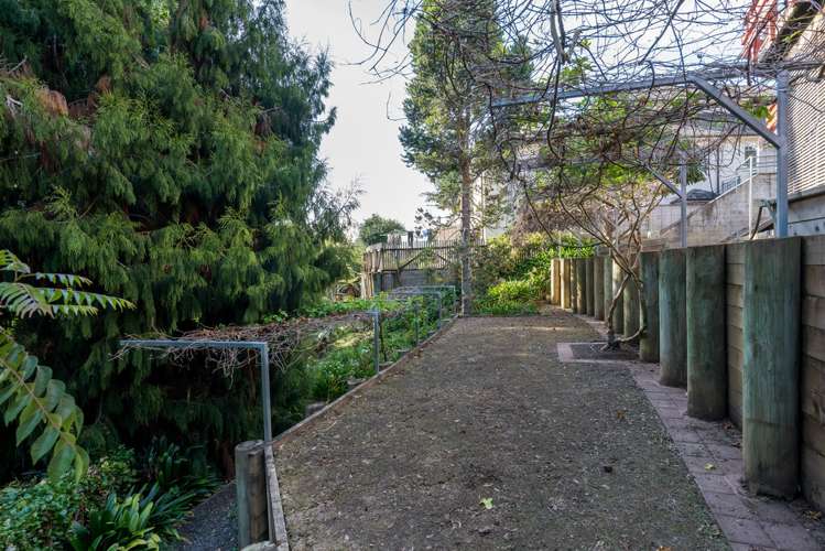 54 Cheriton Road Mellons Bay_11