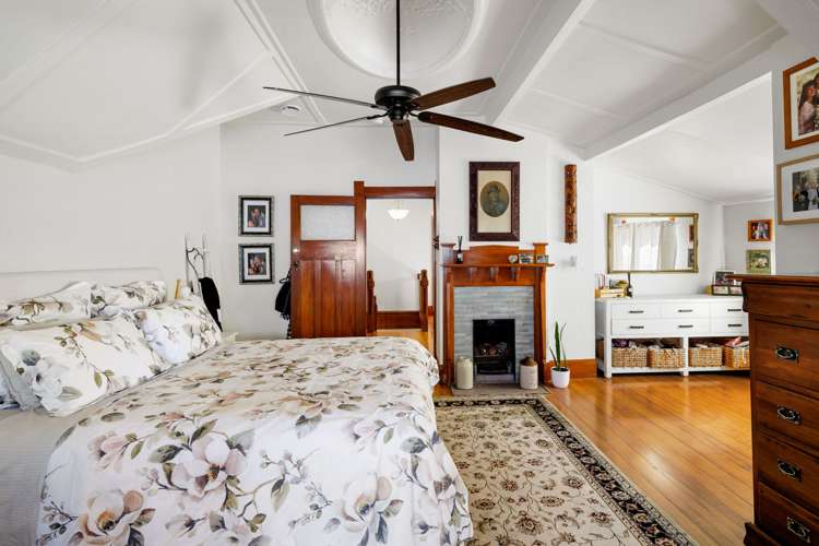 5 Te Aroha Street Hamilton East_19