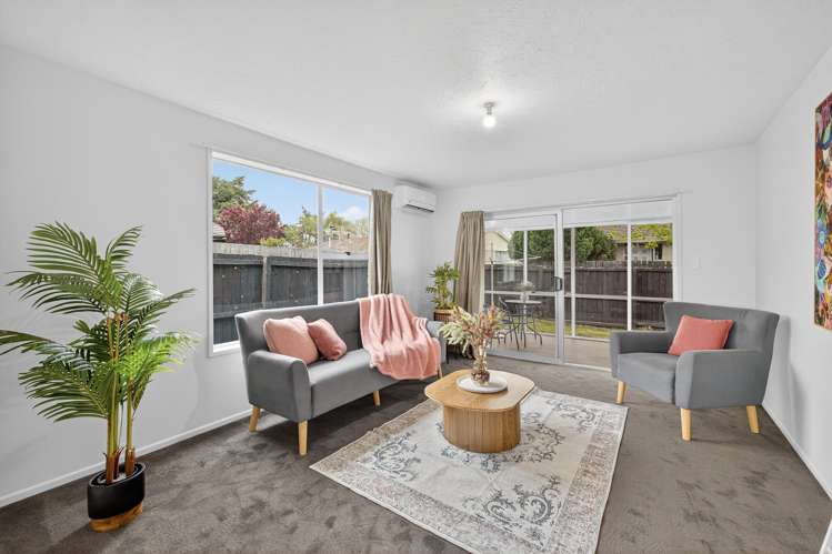 1/72a Cuffs Road Wainoni_3