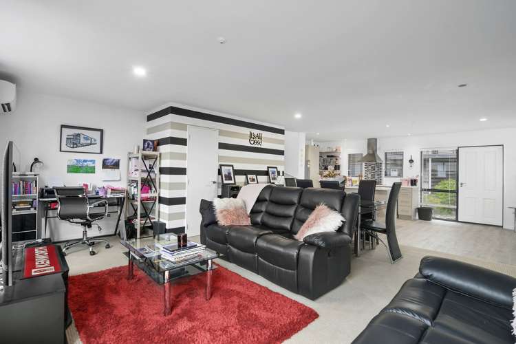 1 Rochdale Way Stoke_12