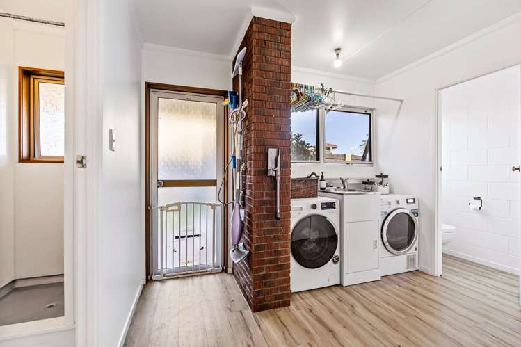 229 Fairway Drive Kamo_18