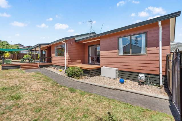 7 Ronald Court Pukete_3