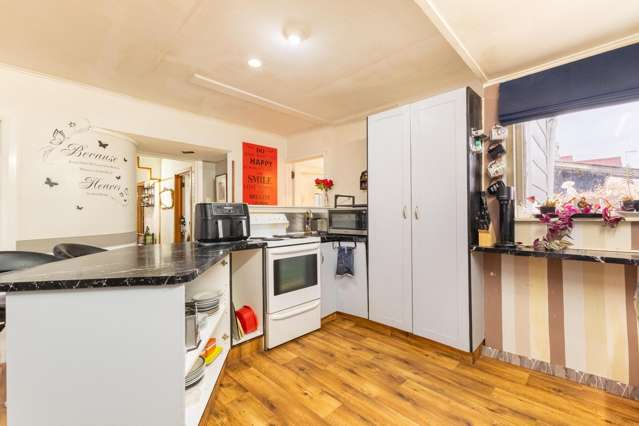 13 York Street Feilding_3