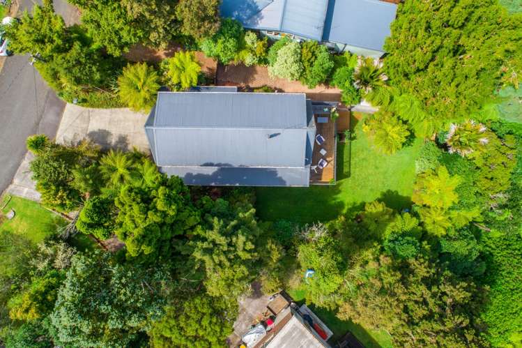 15 Karen Road Laingholm_16