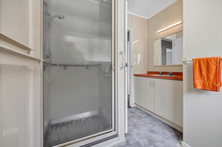 2/59 Wallath Road Westown_12