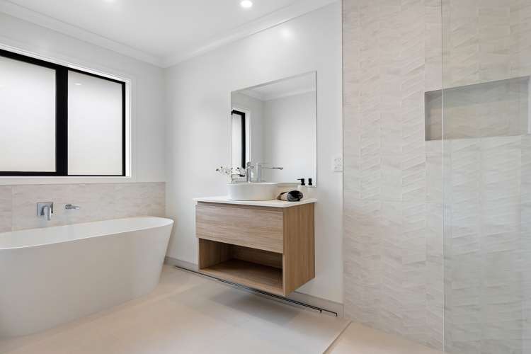 8 Mcquillan Avenue Woodend_6