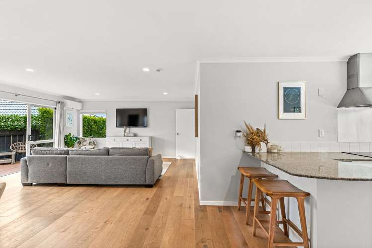 2/8 Crewe Close Albany_10