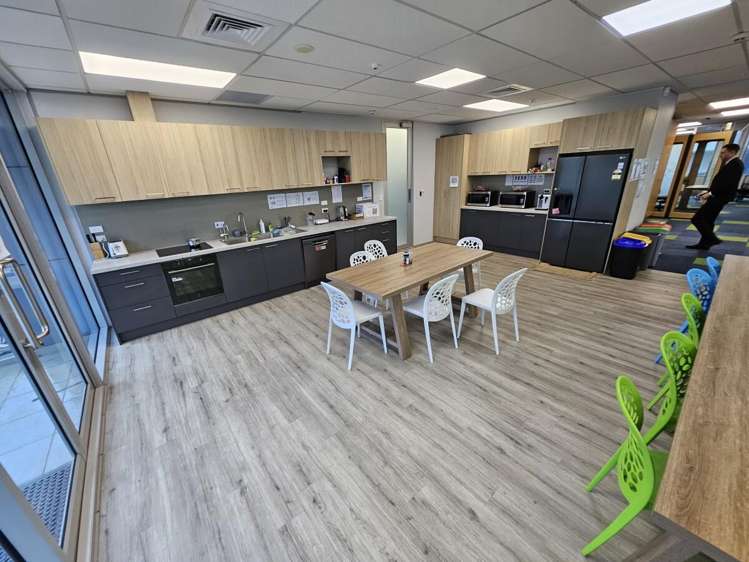 3 Airpark Drive Mangere_4