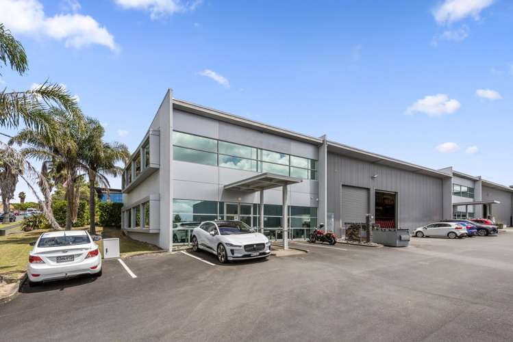 1/14 Omega Street Albany_2