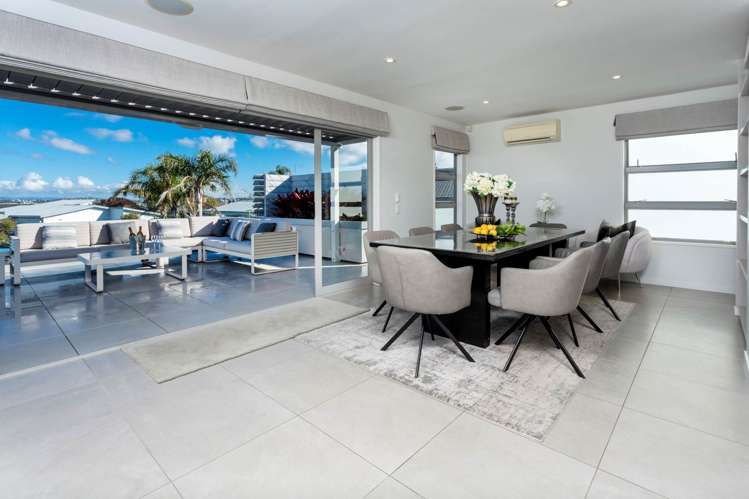 62 Seaview Road Castor Bay_18