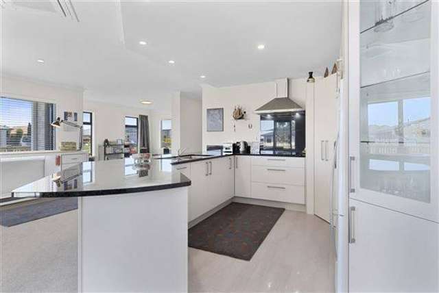 9 Hiria Crescent Papamoa Beach_1