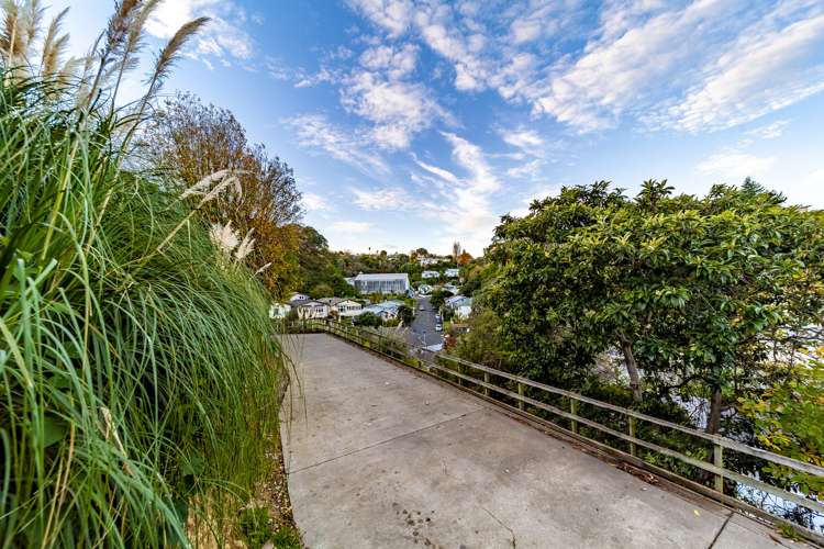 9 Guys Hill Road Hospital Hill_4