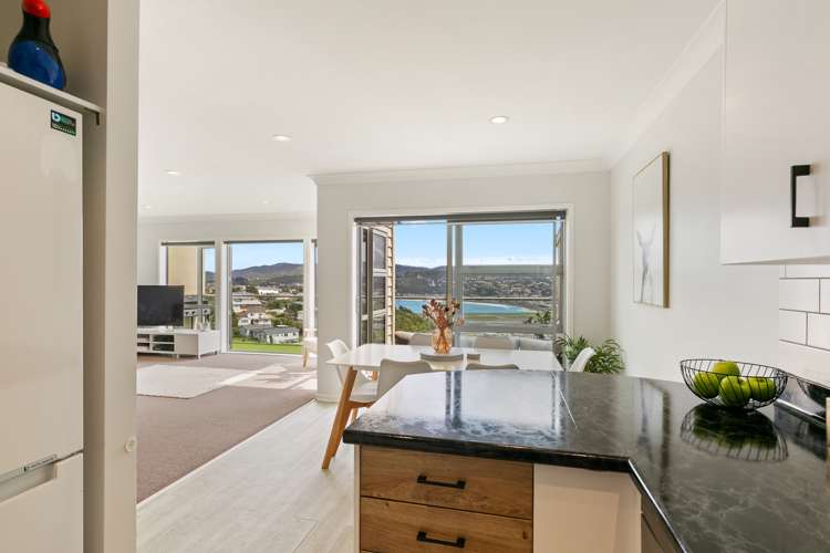 15 Birkhall Grove Strathmore Park_9