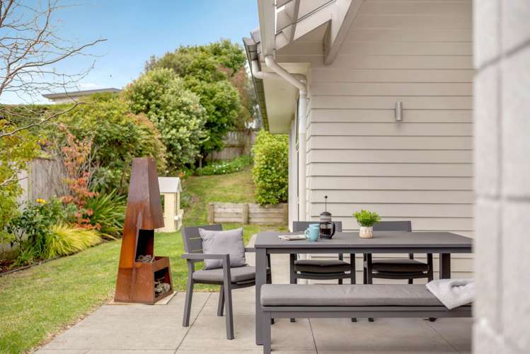 12 Lydiard Place Beachlands_26