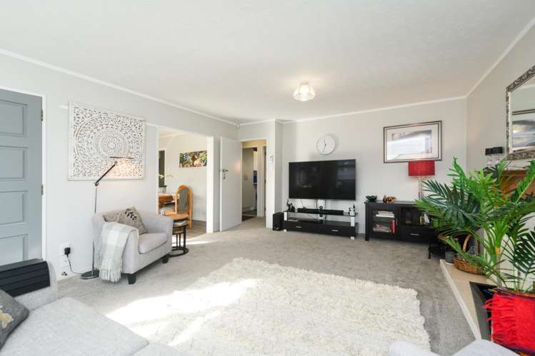 166b Fitzherbert Avenue West End_10