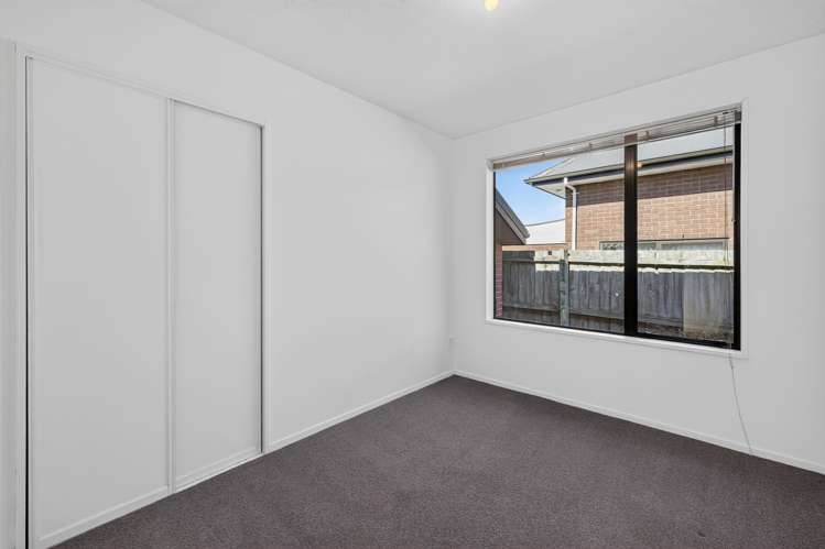 2/245 Wainoni Road Avondale_17