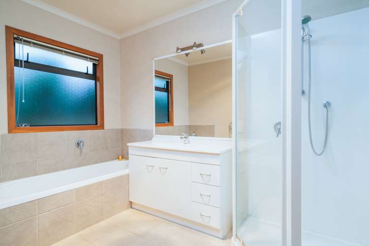 2/7 Kiwi Street Taupo_12