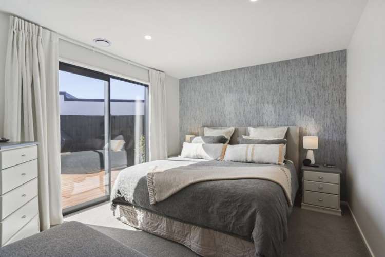 15 Eminence Drive Northwood_10