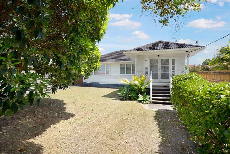 16 Coniston Avenue Te Atatu South_5