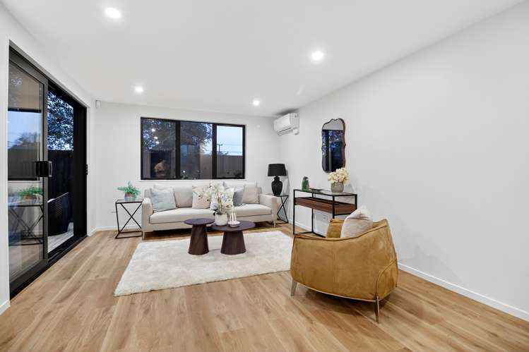 121D Vodanovich Road Te Atatu South_8