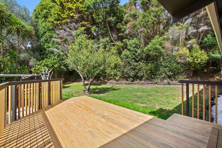 36 Sun Valley Hatfields Beach_22