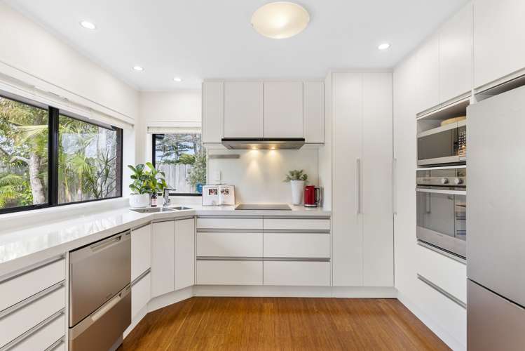 2/6 Summermist Drive Northpark_9