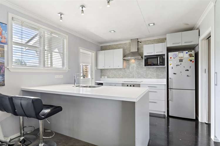 128 High Street Solway_5