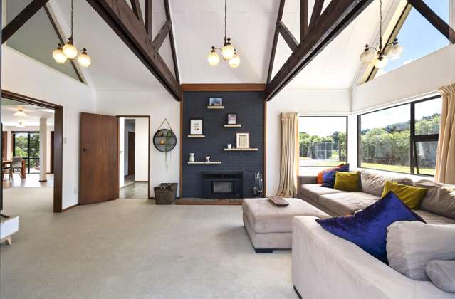 203 Fergusson Road Halcombe_2