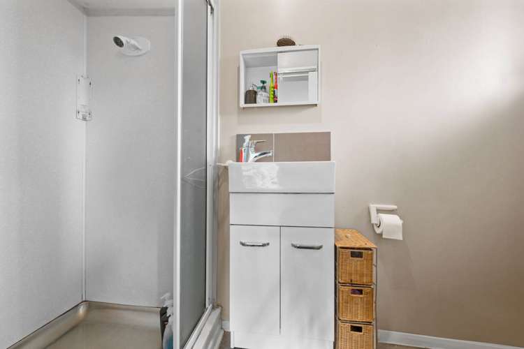 91 Stottholm Road Titirangi_18