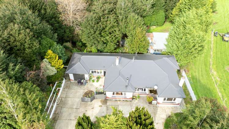 28 Mandeville Road Winton Surrounds_24