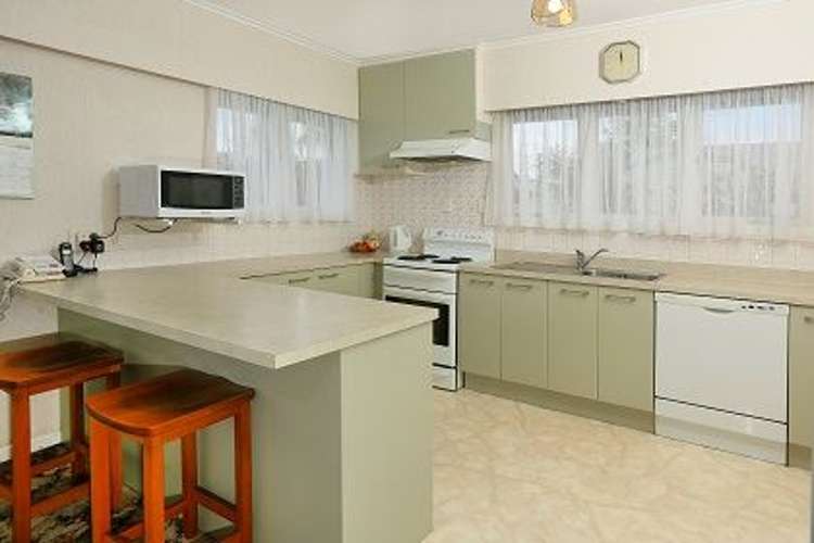 41 Fruitvale Road New Lynn_12