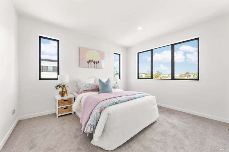 2/57 Kervil Avenue Te Atatu Peninsula_4