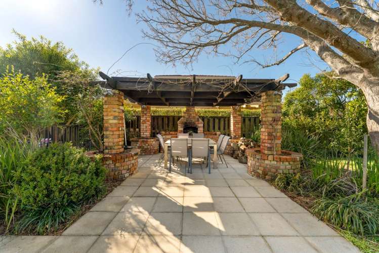 53 Aramoana Avenue Devonport_11