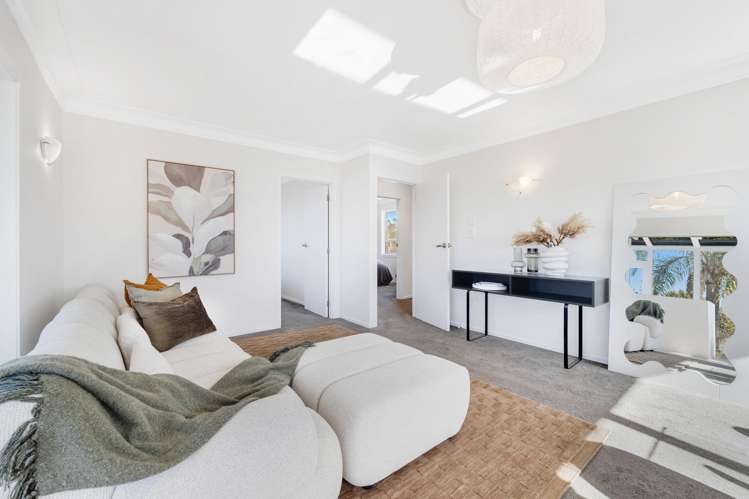 75 Marine Parade Mellons Bay_10