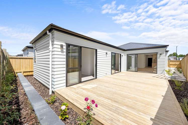 26 Furlough Road Opaheke_19