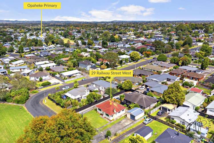 29 Railway Street West Papakura_2