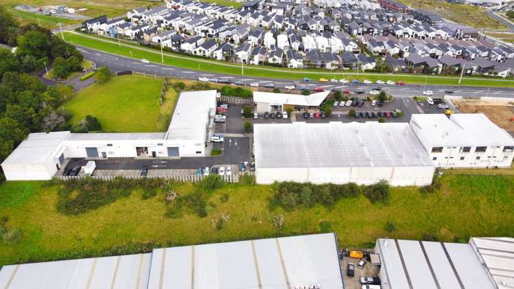 Unit 7/2181 Coast Road Silverdale_3