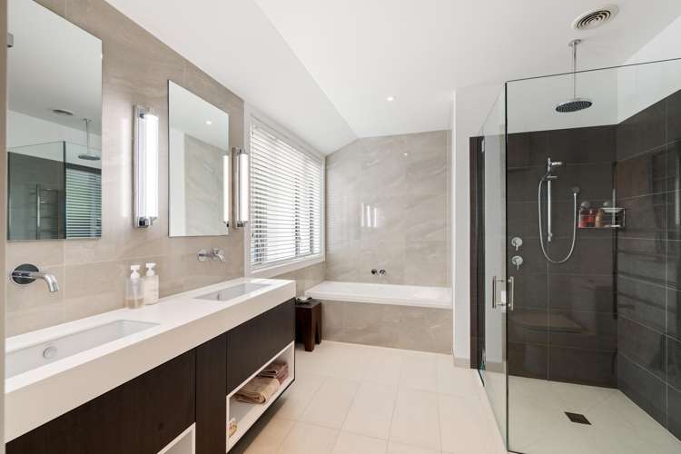 33 Applefield Court Northwood_21