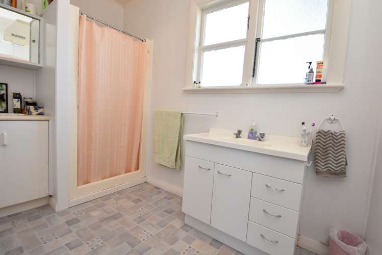 16 Richmond Road Carterton_7