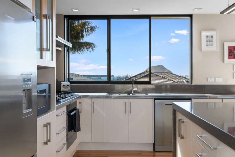 3 Pine Avenue Otumoetai_34