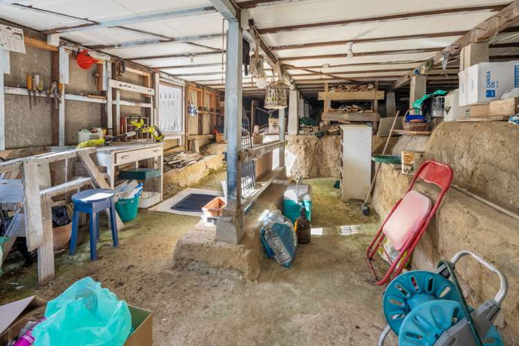 36 Lonsdale Crescent Rongotai_15