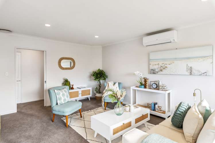 15/17 Redwood Close Paraparaumu_1