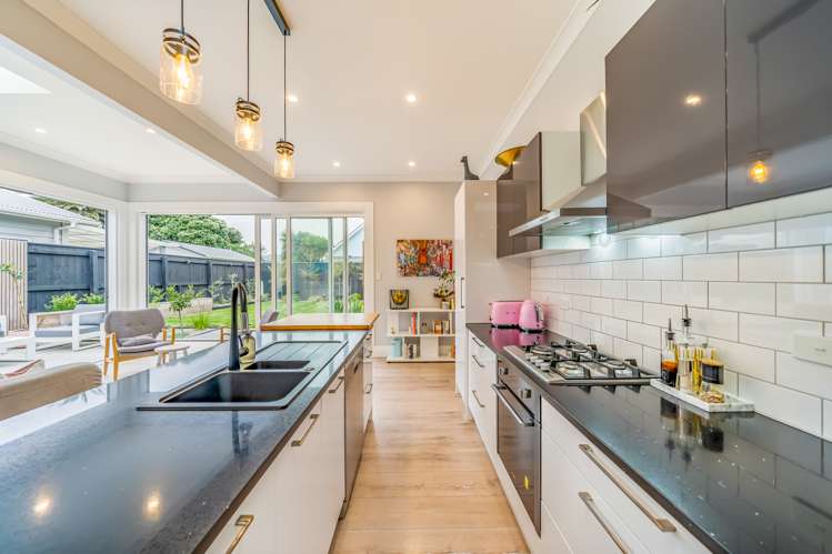 18 Bolton Street Petone_10