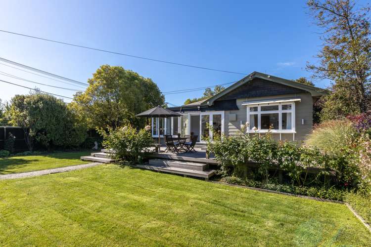 11 Aynsley Terrace Hillsborough_19